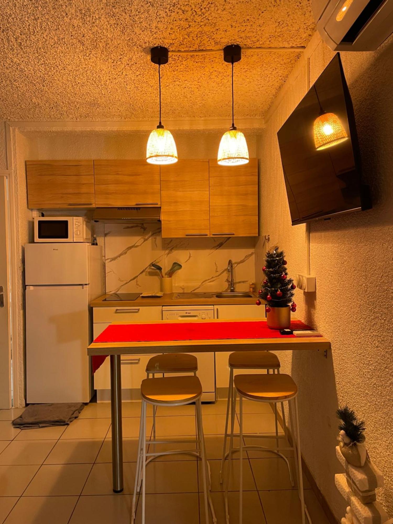 Studio Cosy A 300M De La Mer, Face Aux Festivals, Derriere La Night Life Le Barcarès Dış mekan fotoğraf